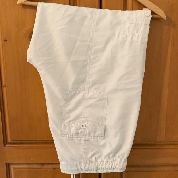 Classic Editions Pants - White cargo capris 36” waist